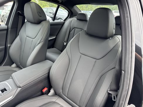 New 2026 BMW 330i Sedan w/ M Sport Package RWD image 24