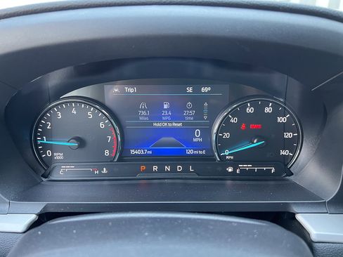 Used 2023 Ford Explorer XLT w/ Equipment Group 202A RWD image 17