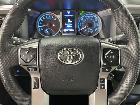 Used 2023 Toyota Tacoma SR5 w/ Technology Package image 8