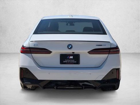 New 2026 BMW i5 eDrive40 w/ M Sport Package image 7