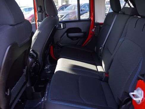 Certified 2025 Jeep Wrangler Unlimited Rubicon 4xe w/ Safety Group image 17