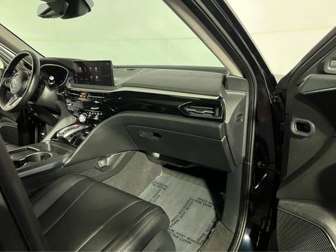 Used 2025 Acura MDX SH-AWD image 32