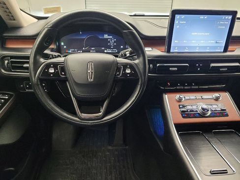 Used 2020 Lincoln Aviator Reserve w/ Equipment Group 202A image 22