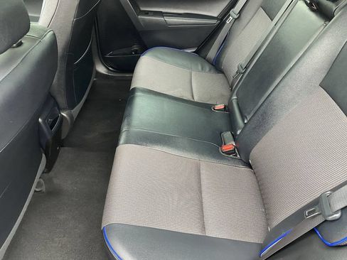 Used 2019 Toyota Corolla SE w/ Carpet Mat Package (TMS) FWD image 20