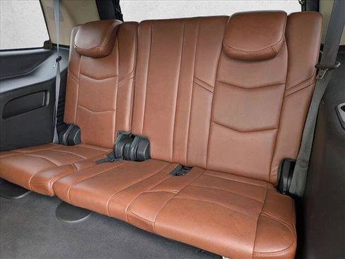 Used 2020 Cadillac Escalade Premium Luxury AWD/4WD image 20