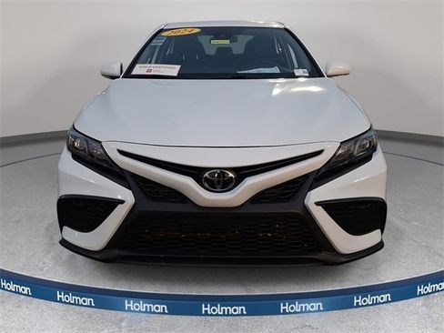 Certified 2024 Toyota Camry SE image 3