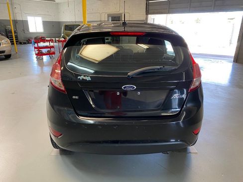 Used 2016 Ford Fiesta SE image 5