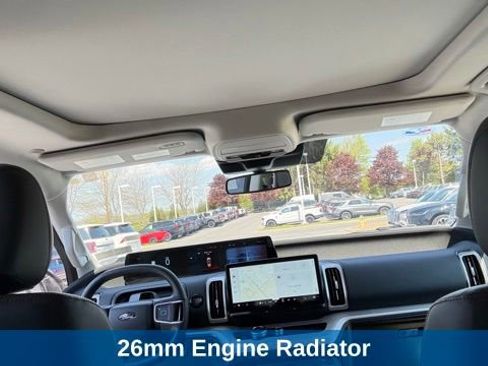 Used 2025 Ford Expedition Active AWD/4WD image 35