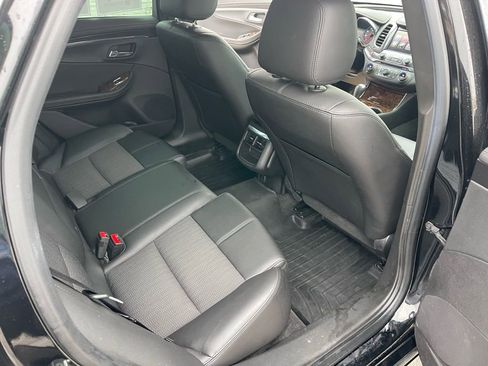 Used 2015 Chevrolet Impala LT image 23