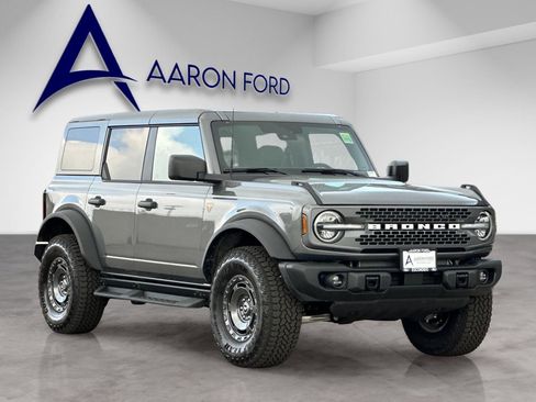 New 2025 Ford Bronco Badlands w/ Sasquatch Package image 8