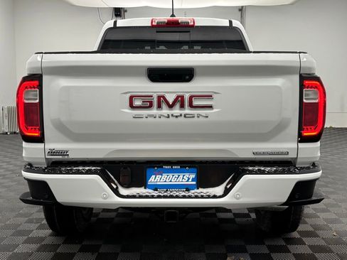 New 2026 GMC Canyon Elevation w/ Convenience Package image 8