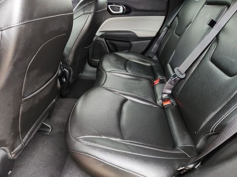 Used 2025 Jeep Compass Limited image 36