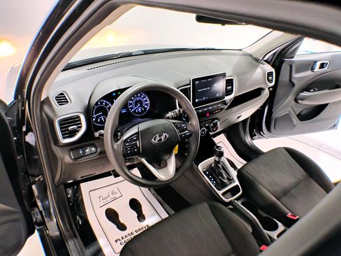 Used 2021 Hyundai Venue SE image 48
