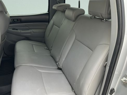 Used 2013 Toyota Tacoma 4x4 Double Cab w/ Limited Pkg image 14