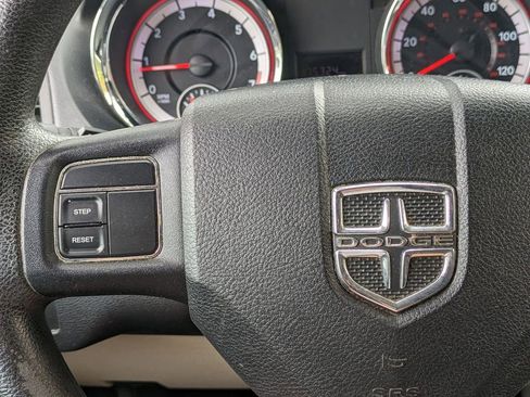 Used 2011 Dodge Grand Caravan Mainstreet w/ PWR Convenience Group image 16