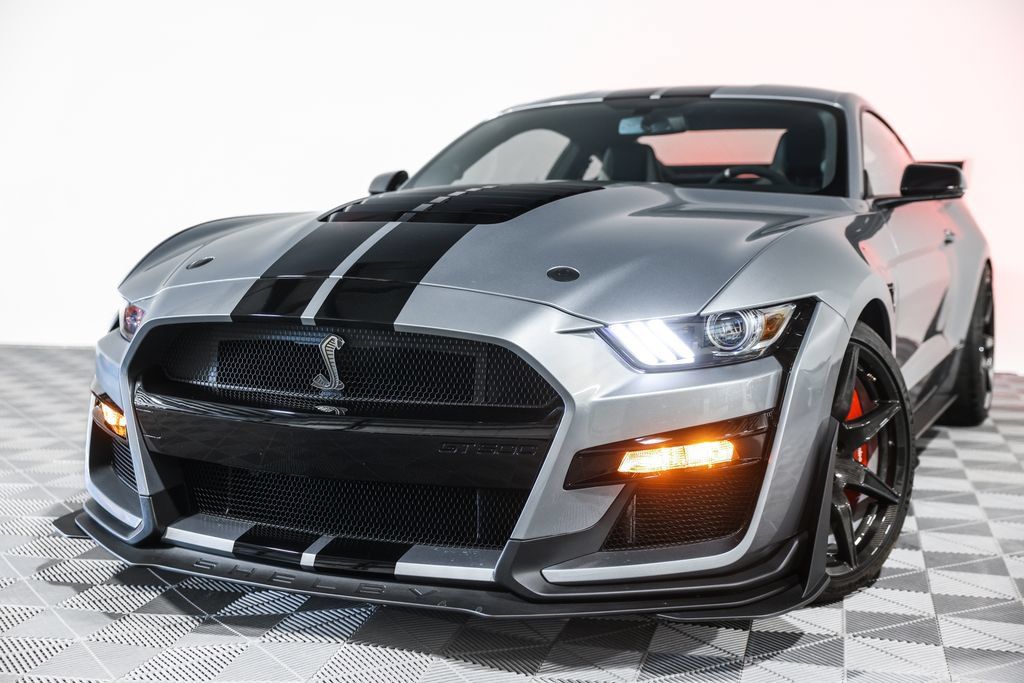 Used 2020 Ford Mustang Shelby GT500 w/ Carbon Fiber Track Pack RWD image 11