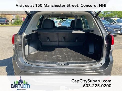 Used 2023 Subaru Forester Limited AWD/4WD image 9