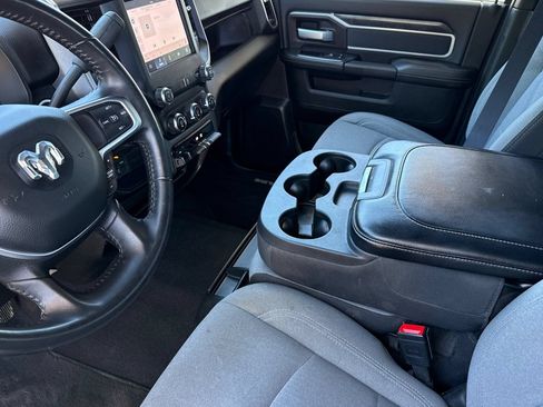 Used 2024 RAM 2500 Big Horn AWD/4WD image 5