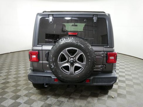 Used 2018 Jeep Wrangler Unlimited Sport S image 4