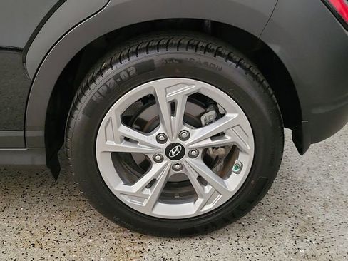 Used 2022 Hyundai Kona SEL AWD/4WD image 5