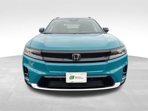Used 2024 Honda Prologue Touring image 2