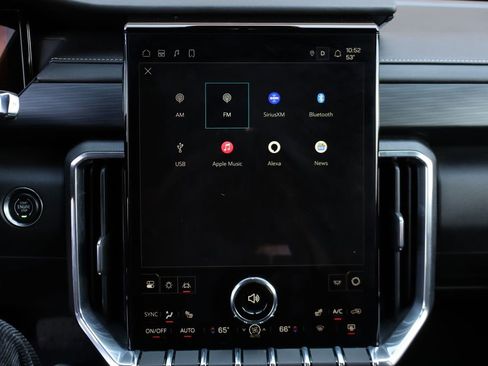 Used 2025 GMC Acadia Elevation FWD image 22