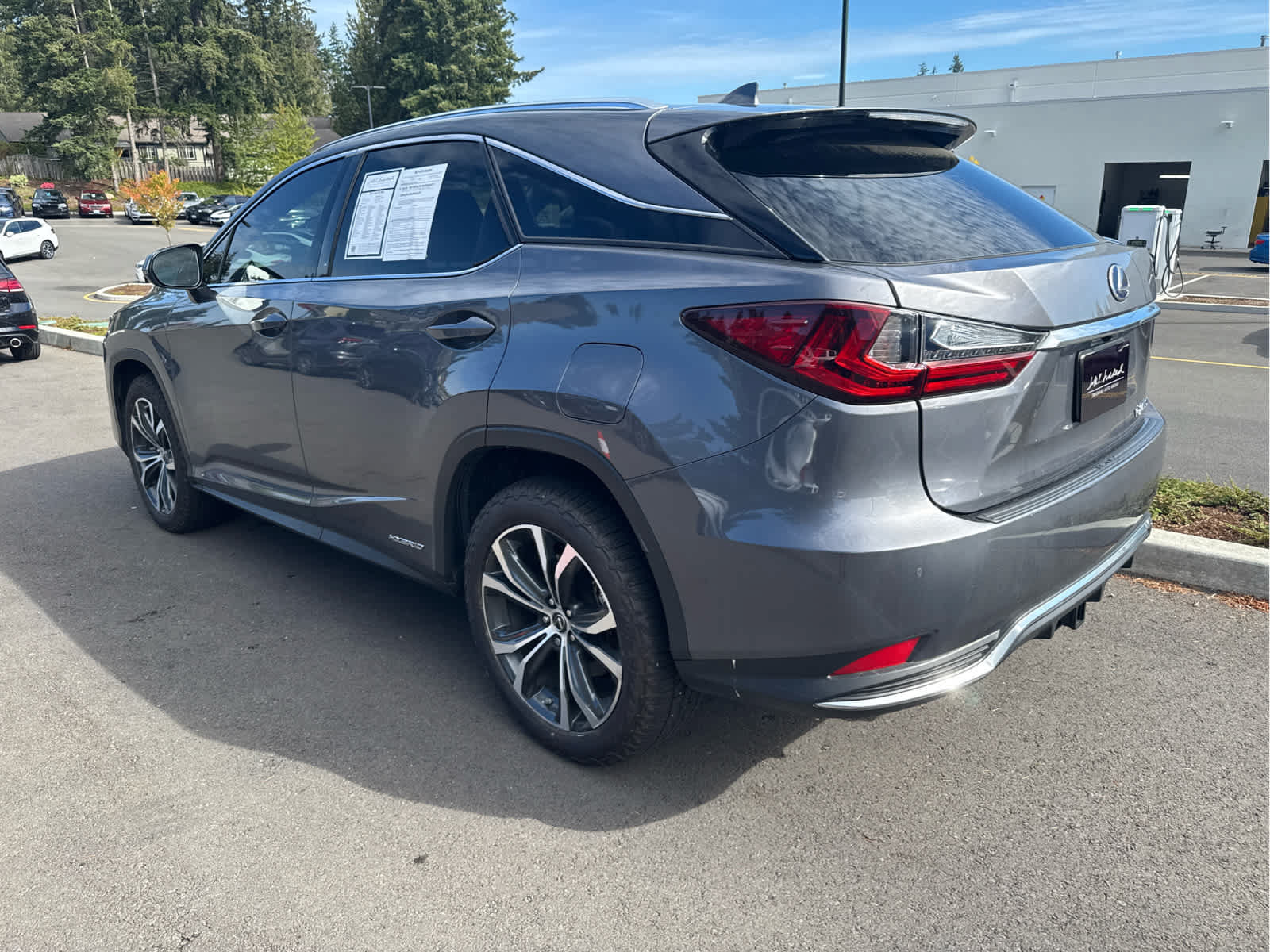 Used 2022 Lexus RX 450h AWD w/ Premium Package image 4