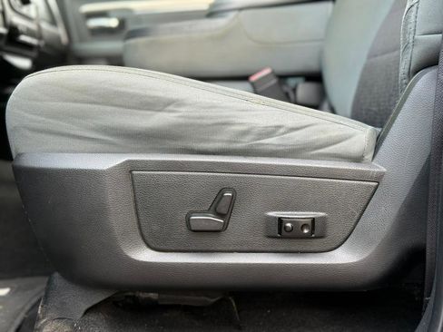 Used 2017 RAM 2500 Big Horn image 36