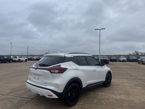 Certified 2023 Nissan Kicks SR w/ SR Premium Package image 20