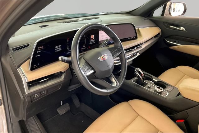 Certified 2024 Cadillac XT4 Premium Luxury FWD image 12