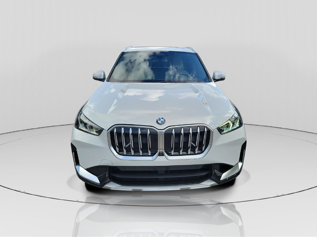 Used 2024 BMW X1 xDrive28i w/ Premium Package AWD/4WD image 2