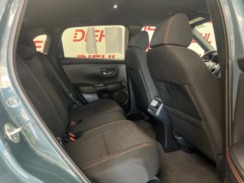 Used 2025 Honda HR-V Sport image 10