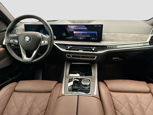 Certified 2026 BMW X5 sDrive40i w/ Climate Comfort Package RWD image 13