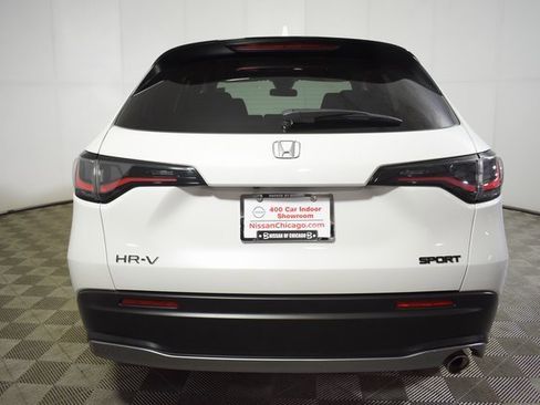 Used 2025 Honda HR-V Sport image 5