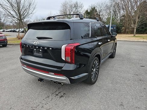 Used 2023 Hyundai Palisade Calligraphy image 7