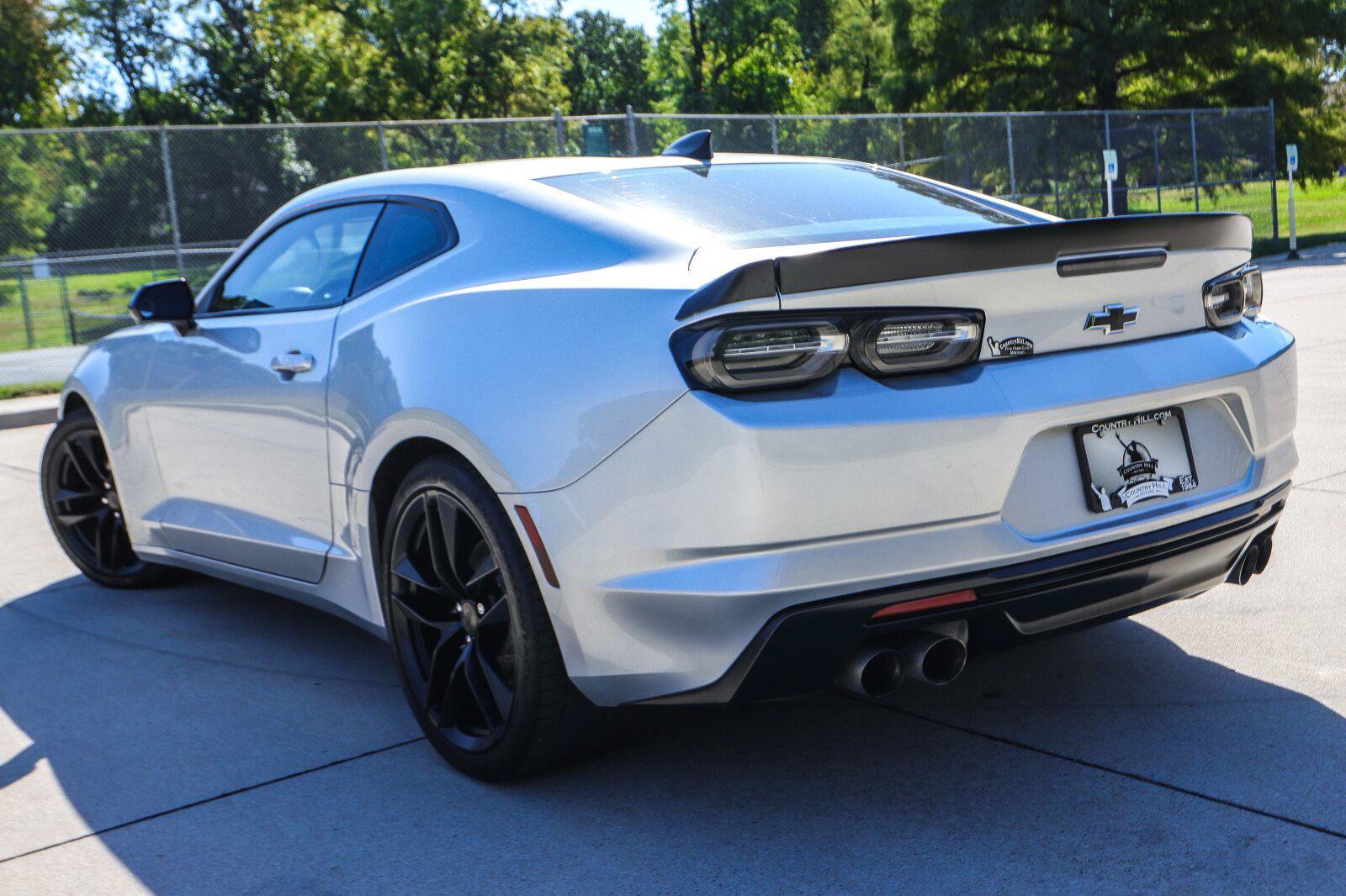 Used 2019 Chevrolet Camaro LT w/ 1LE Track Performance Package RWD image 12