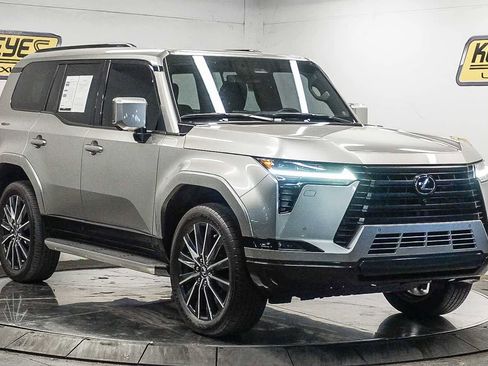 Certified 2024 Lexus GX 550 image 5