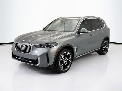 Used 2025 BMW X5 sDrive40i w/ Premium Package RWD image 1