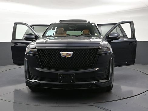 Used 2021 Cadillac Escalade Sport w/ Driver Assist Tech Package AWD/4WD image 37