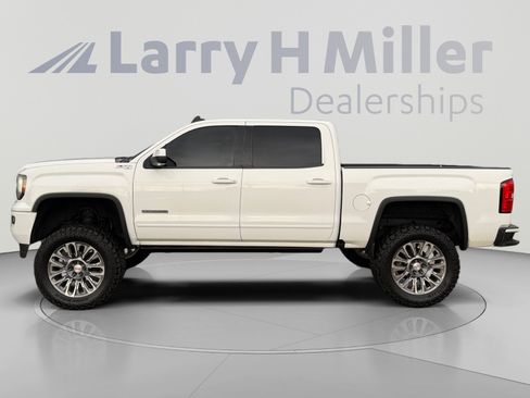 Used 2018 GMC Sierra 1500 SLE w/ SLE Value Package RWD image 2