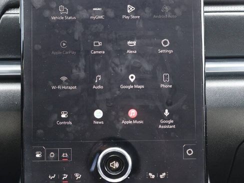 Used 2025 GMC Terrain Elevation AWD/4WD image 19