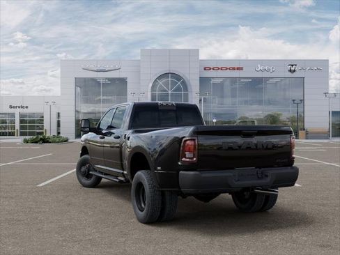 New 2026 RAM 3500 Tradesman AWD/4WD image 29