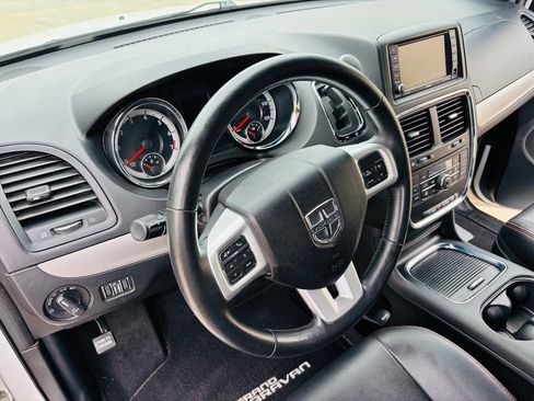 Used 2019 Dodge Grand Caravan GT FWD image 20