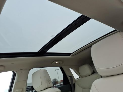 Used 2023 Cadillac XT5 Premium Luxury w/ Technology Package image 19