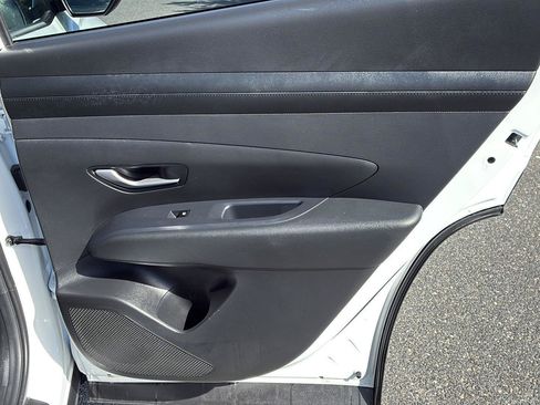 Certified 2025 Hyundai Tucson SEL AWD/4WD image 14