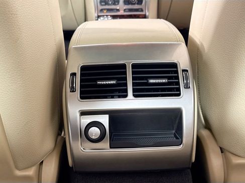 Used 2012 Jaguar XF image 29