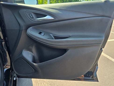 Used 2024 Buick Encore GX Sport Touring image 42