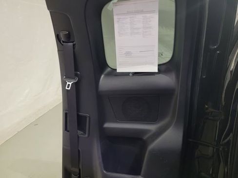 Used 2016 Toyota Tacoma TRD Sport w/ Towing Package image 50