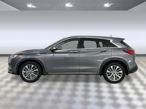Used 2023 INFINITI QX50 Luxe FWD image 2