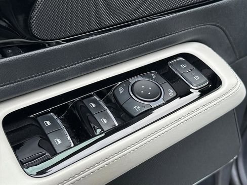 Used 2025 Lincoln Aviator AWD w/ Jet Appearance Package image 15